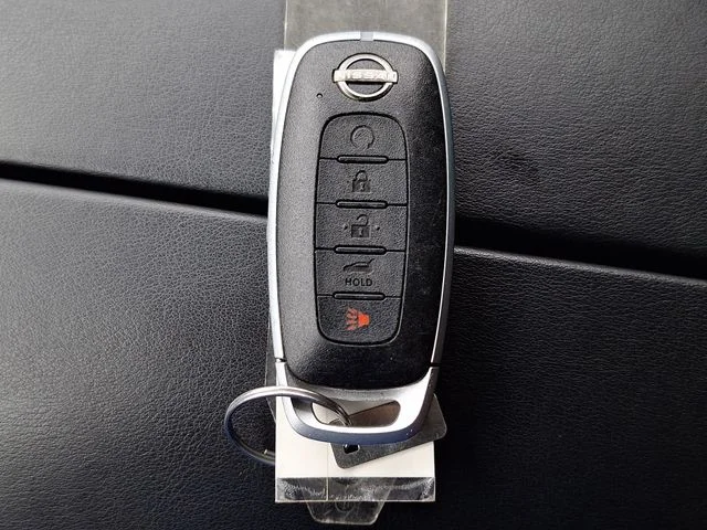 Used 2024 Gray Nissan SV image 30