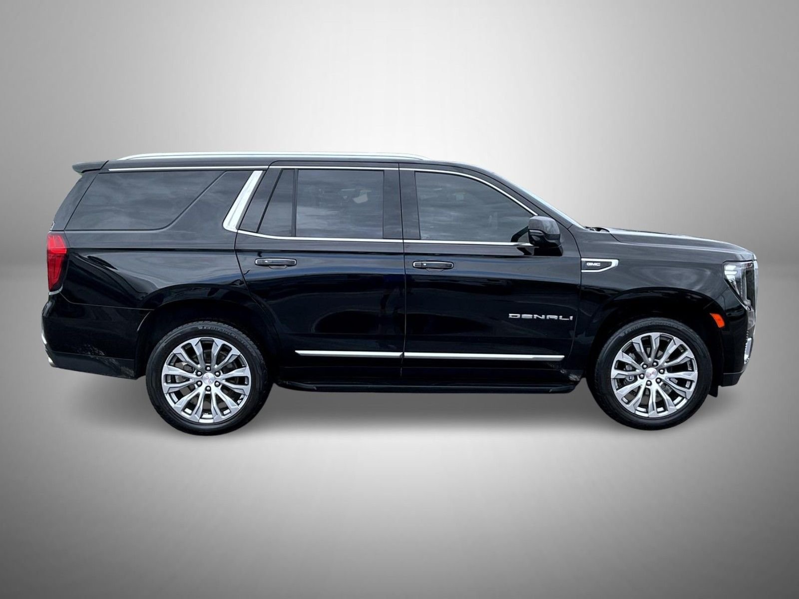 Used 2021 Black GMC Denali image 4