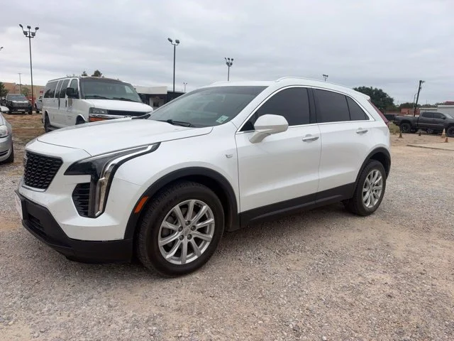 Used 2022 White Cadillac Luxury image 5