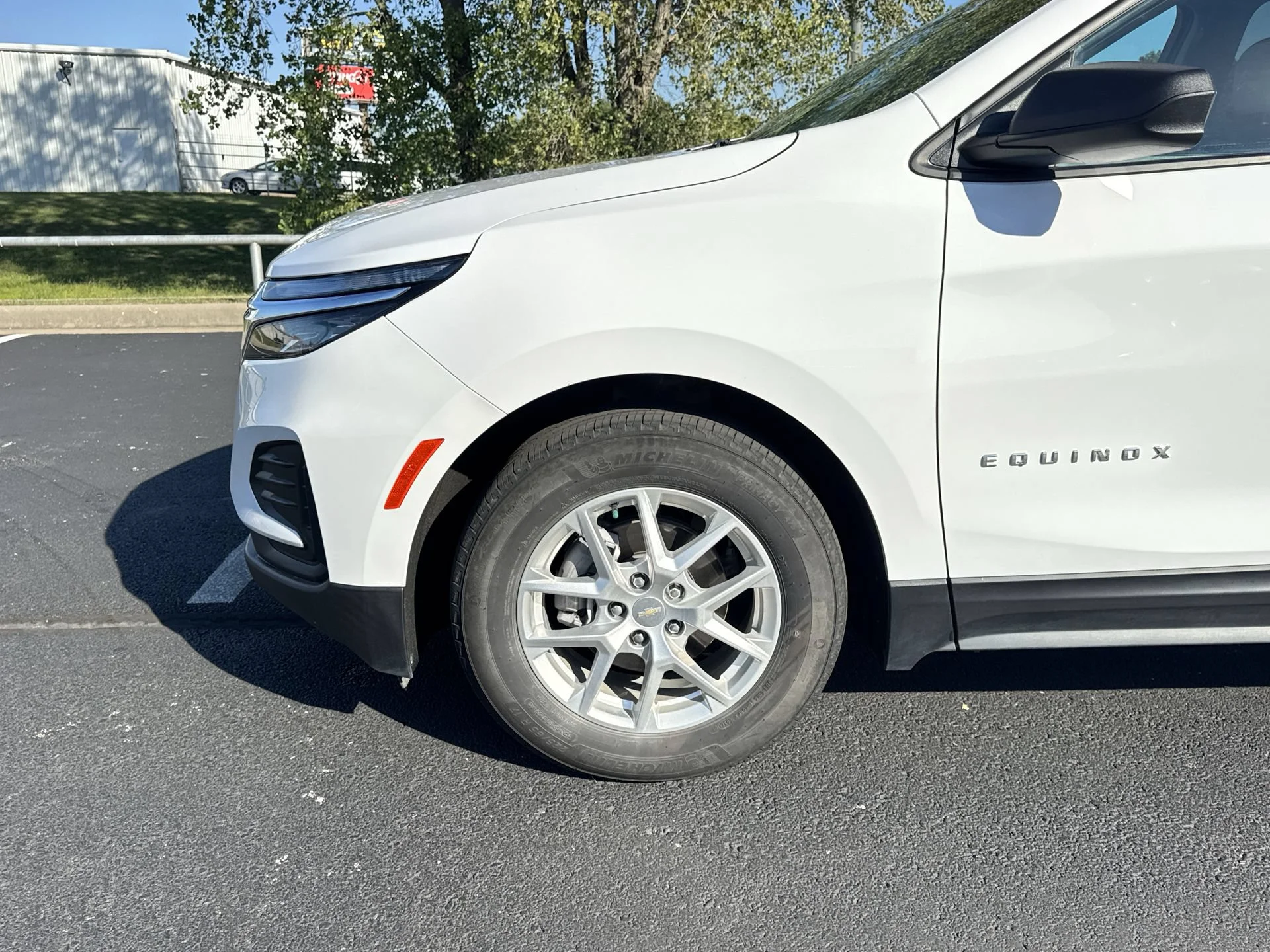 2024 Chevrolet Equinox LS - Photo 10