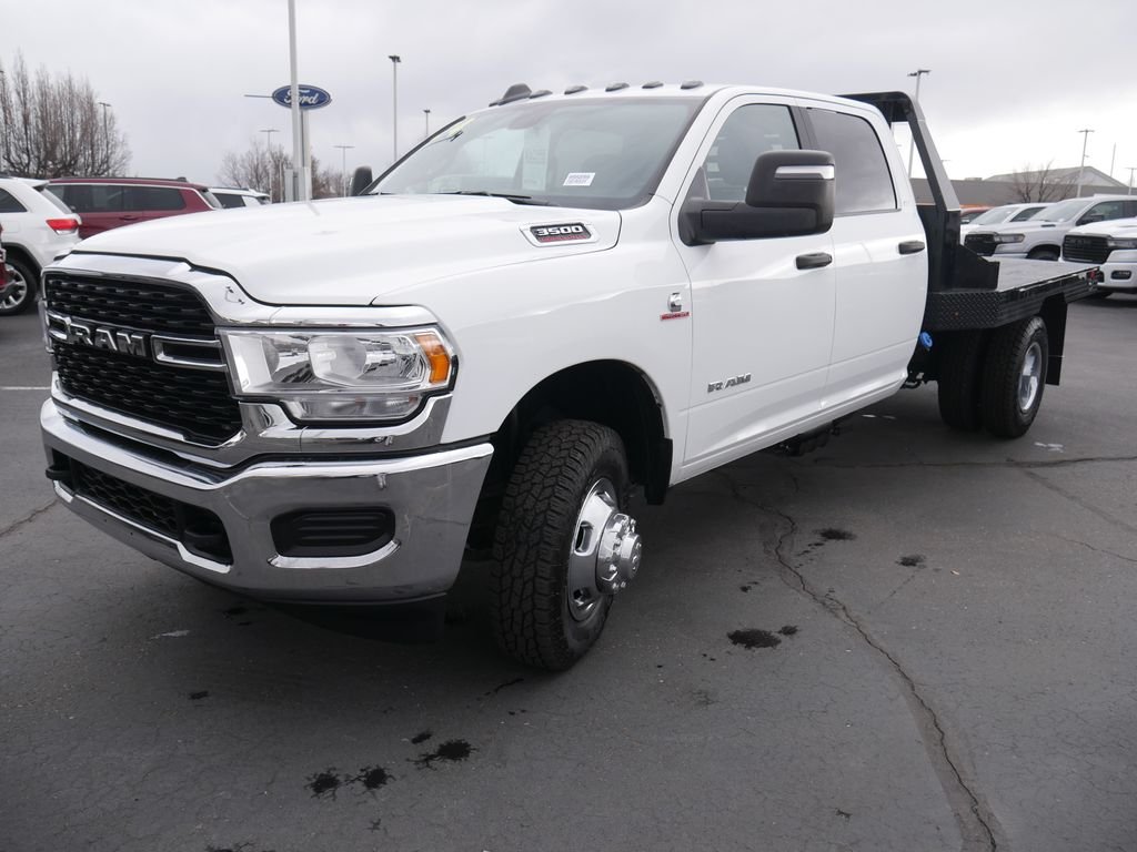Used 2024 White Ram SLT image 4