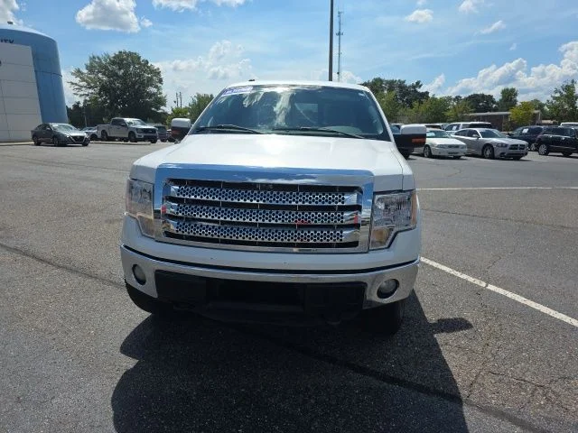 Used 2013 White Platinum Clearcoat Metallic Ford Lariat image 8