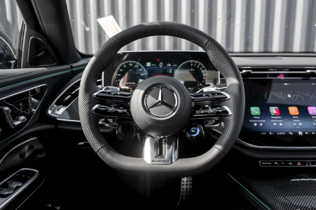 New 2027 MANUFAKTUR Alpine Grey Mercedes-Benz E 53 AMG® image 19