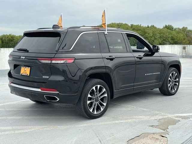 Used 2022 Black Jeep Overland 4xe image 8