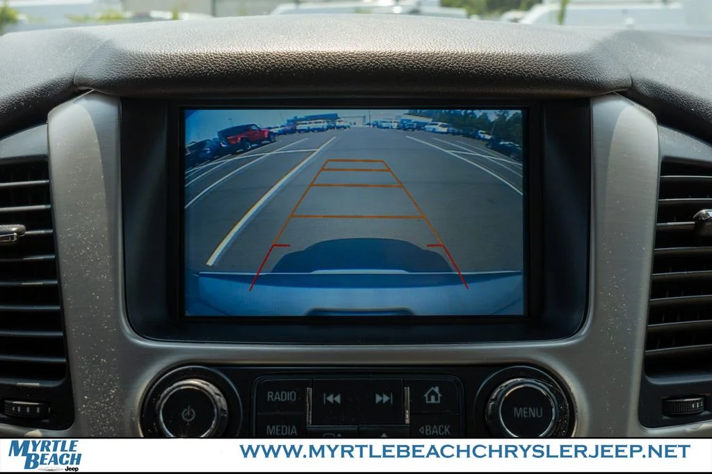 Used 2017 Quicksilver Metallic GMC Denali image 25