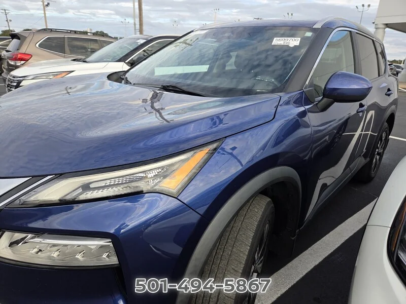 Used 2023 Caspian Blue Metallic NISSAN SV image 10