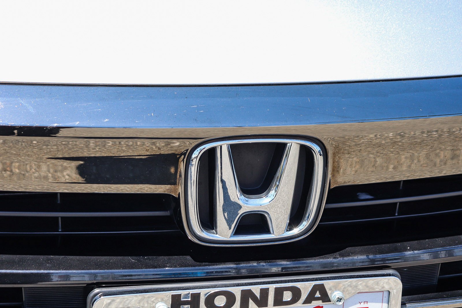 Used 2021 Lunar Silver Metallic Honda Sport image 4