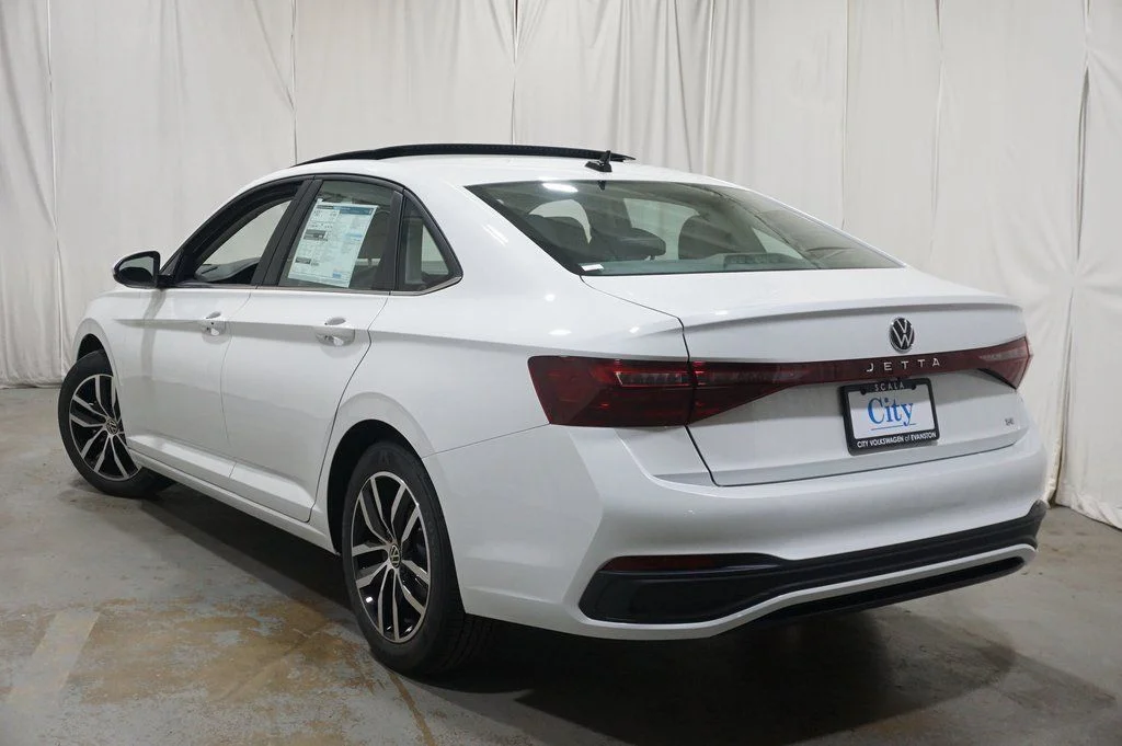 Certified Used 2026 White Volkswagen 1.5T SE image 7