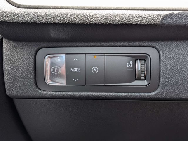New 2026 Mosaic Black Metallic Chevrolet LT image 22