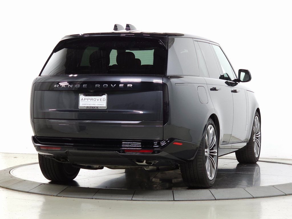 Certified Used 2025 Gray Land Rover SE image 9