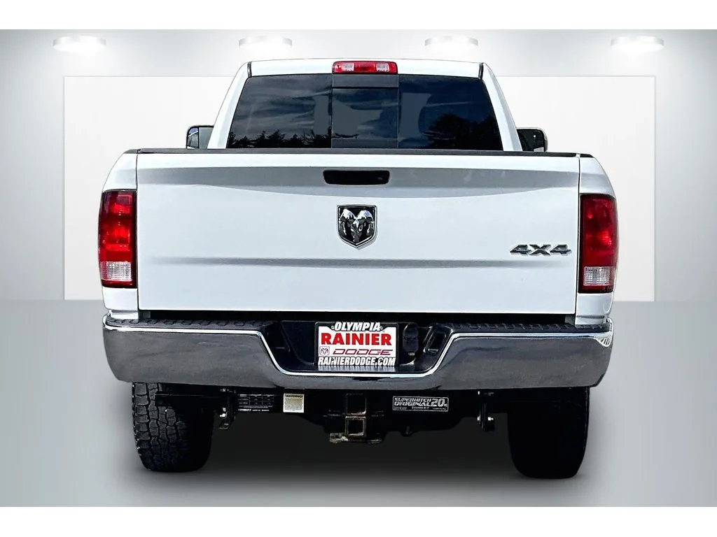 Used 2014  Ram SLT image 4