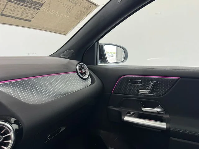 New 2026 Polar White Mercedes-Benz GLA 250 image 38
