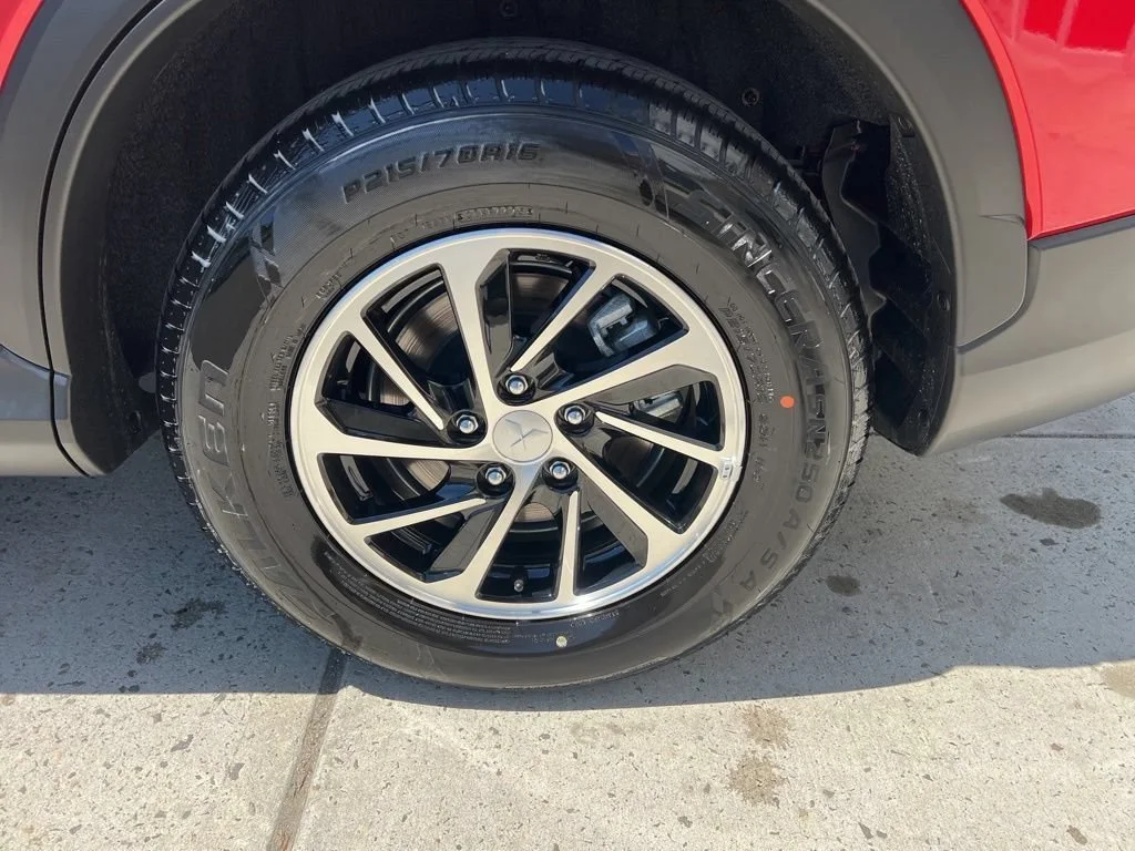 New 2026 Red Mitsubishi ES image 11