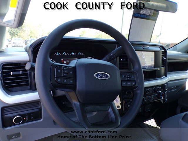 New 2026 Oxford White Ford F-350® XL image 23