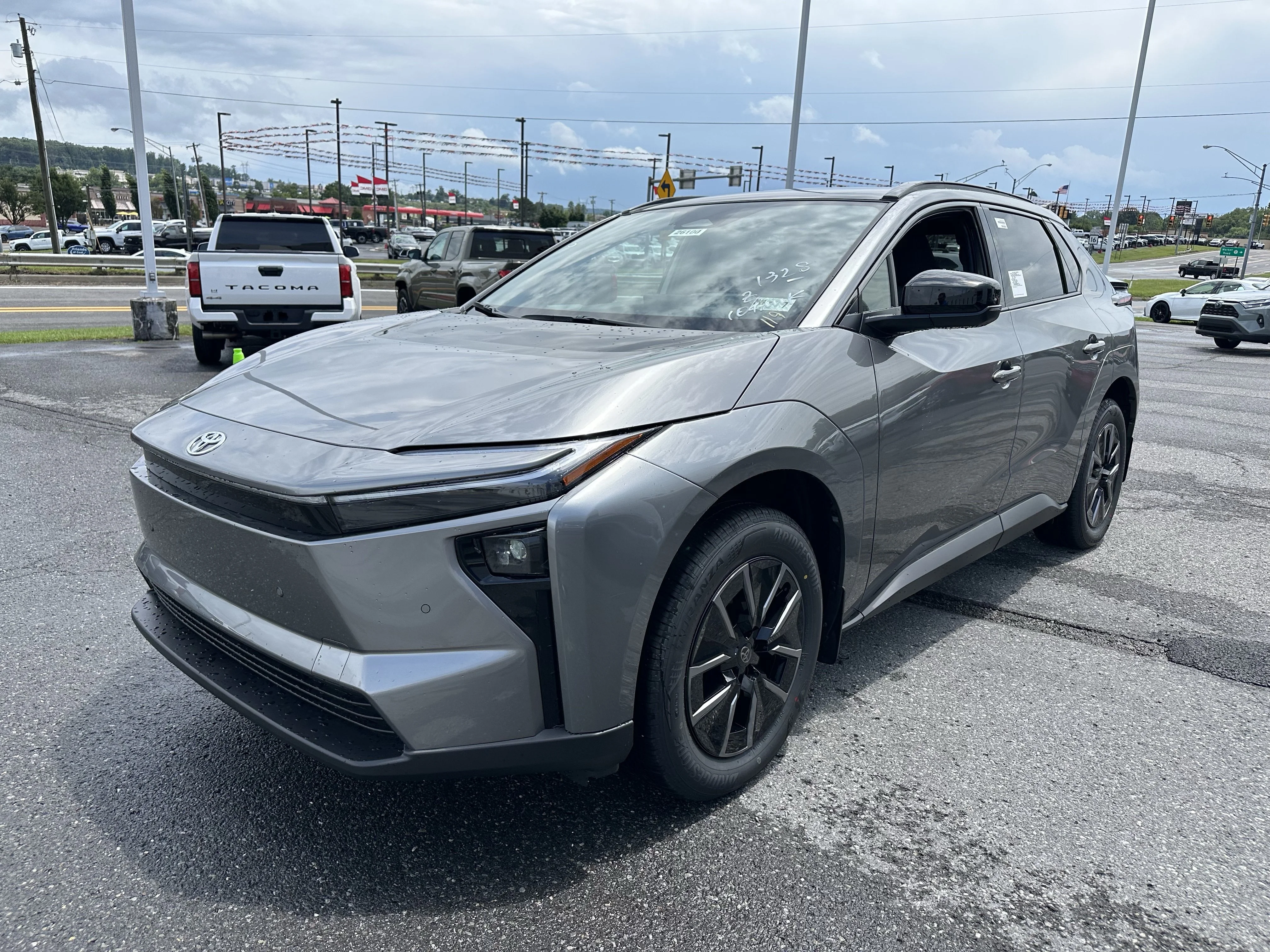 New 2026 Heavy Metal Toyota XLE image 7
