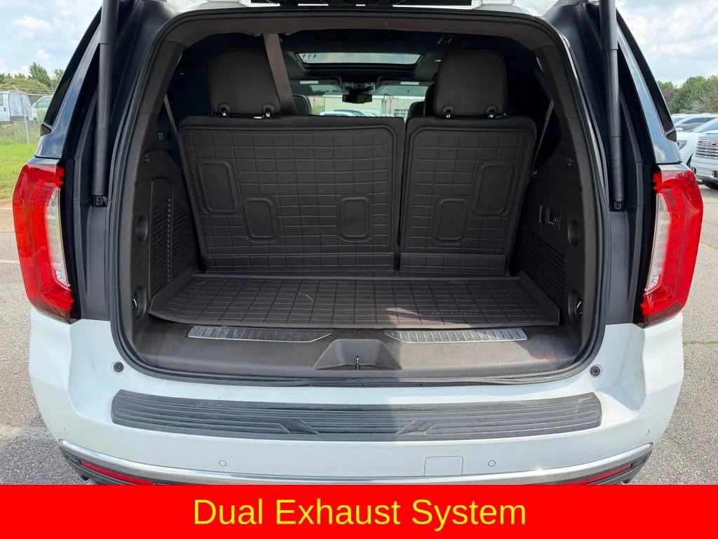 Used 2023 SUMMIT WHITE GMC Denali image 30