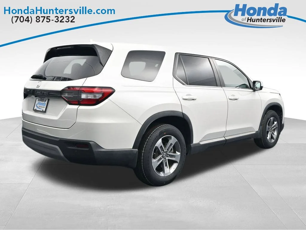 Used 2024 Platinum White Pearl Honda EX-L image 8