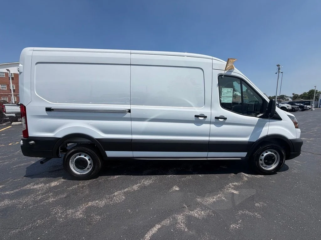 Used 2026 White Ford Base image 10