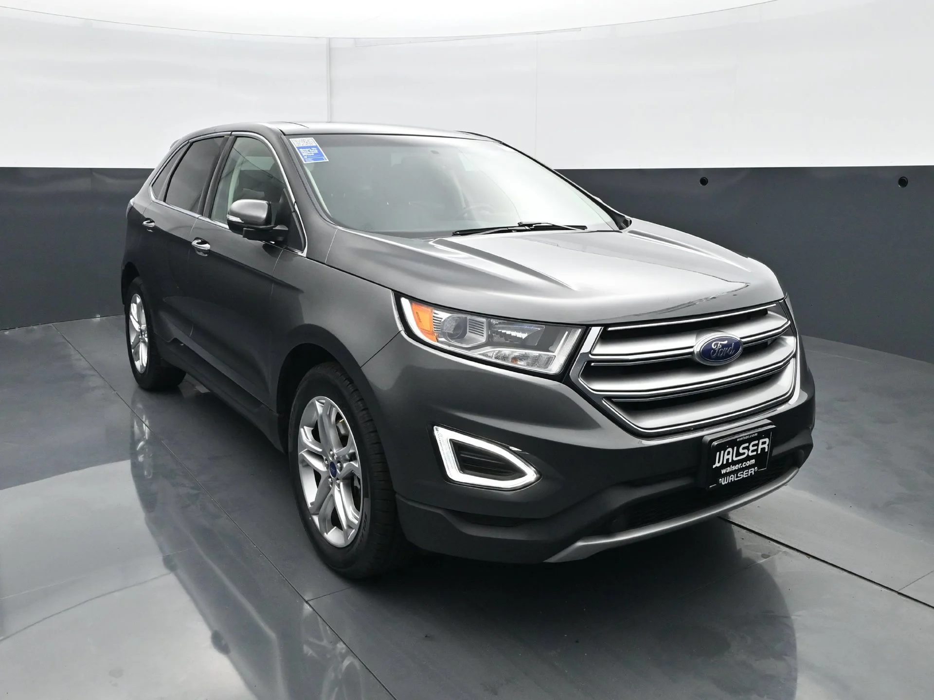 Used 2015  Ford 4D WAGON TITANIUM AWD image 11