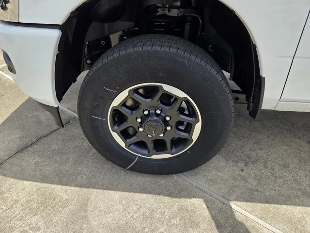 2025 RAM 2500 Laramie - Photo 10