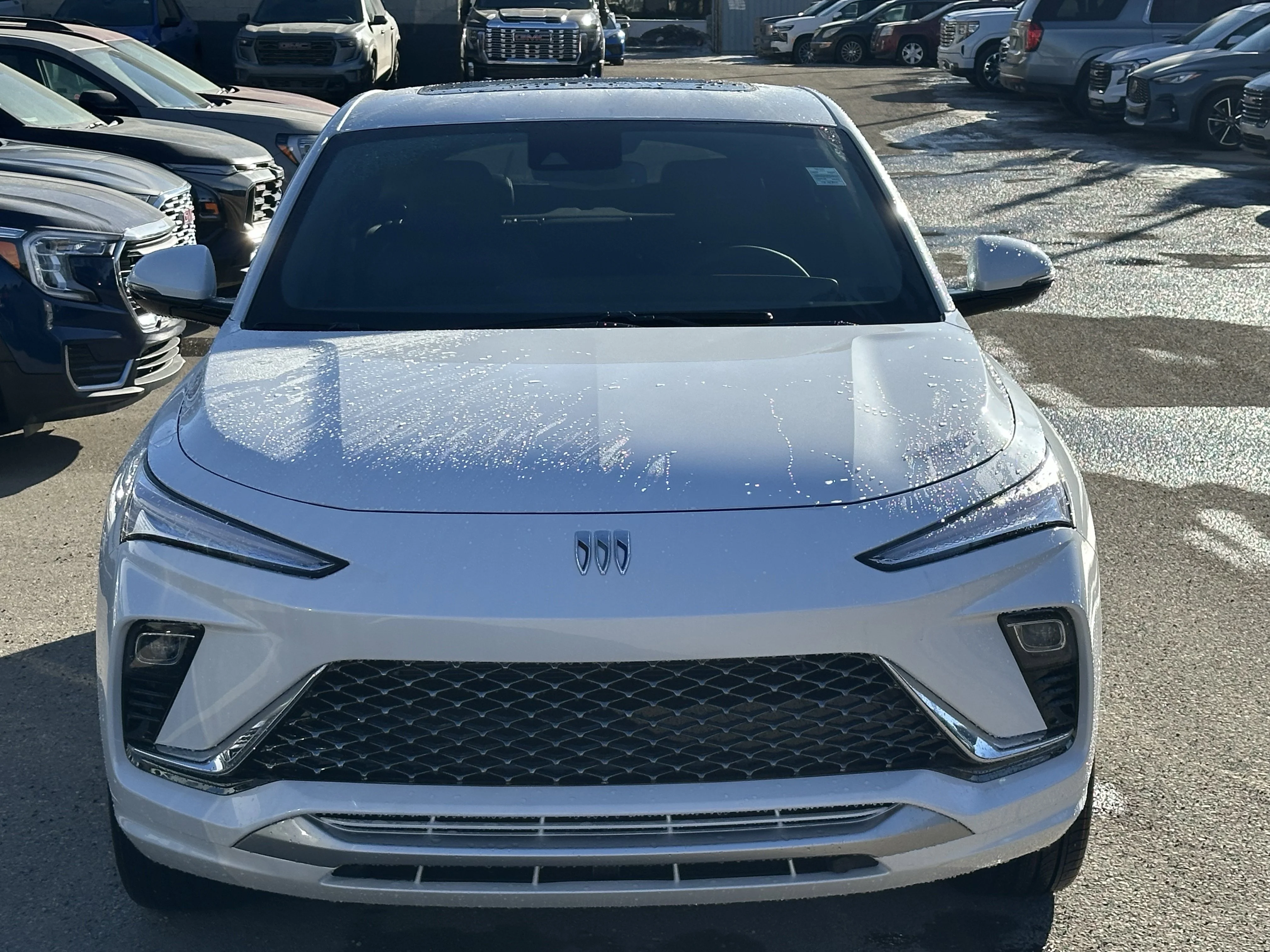 New 2026 White Frost Tricoat Buick Avenir image 2