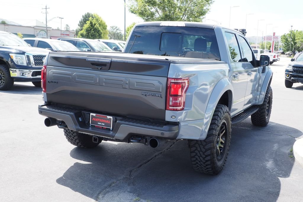 Used 2018 Silver Ford Raptor image 4