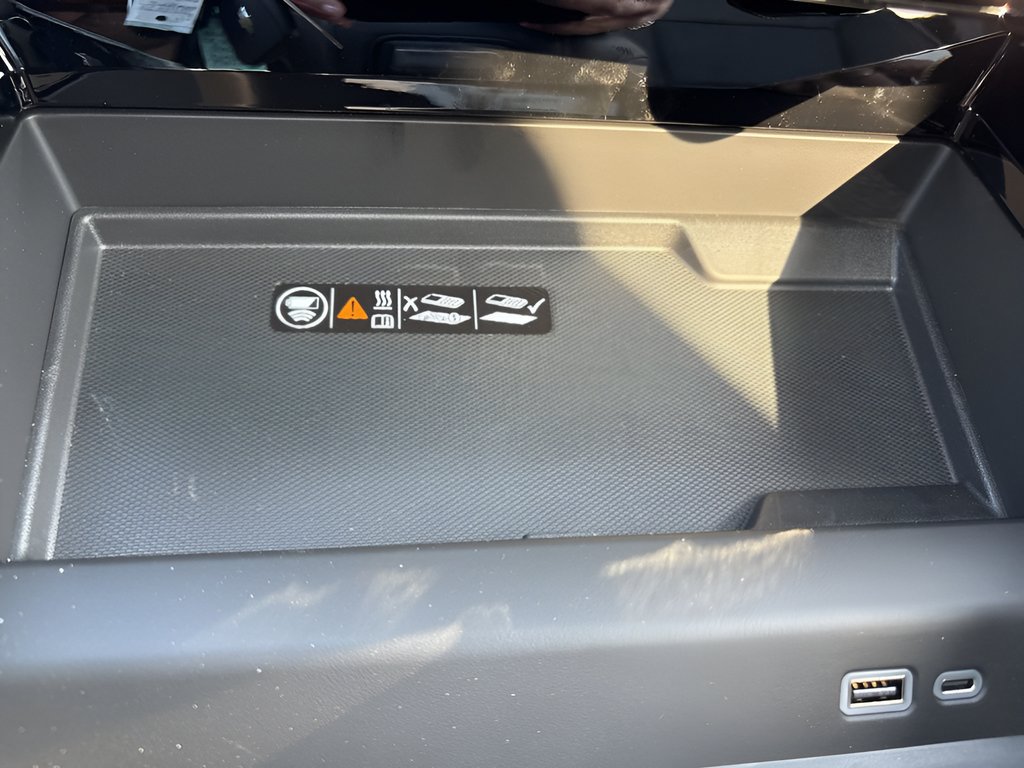 2026 Chevrolet Tahoe Premier - Photo 29