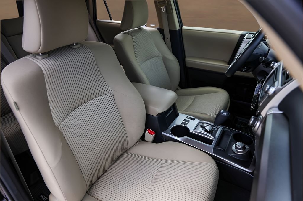 Used 2019 Black Toyota SR5 image 29