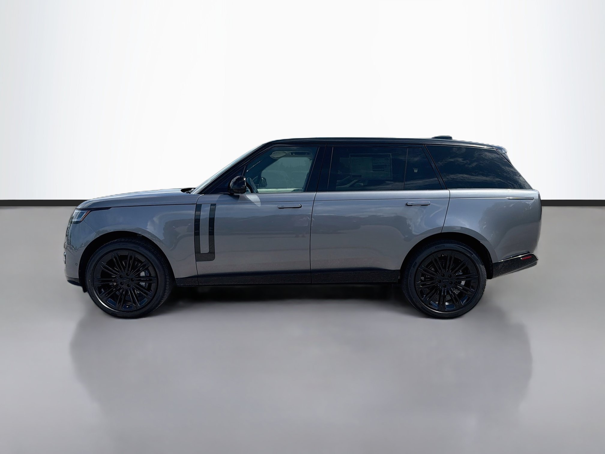 New 2026 Eiger Grey LAND ROVER SE 7 Seats image 2