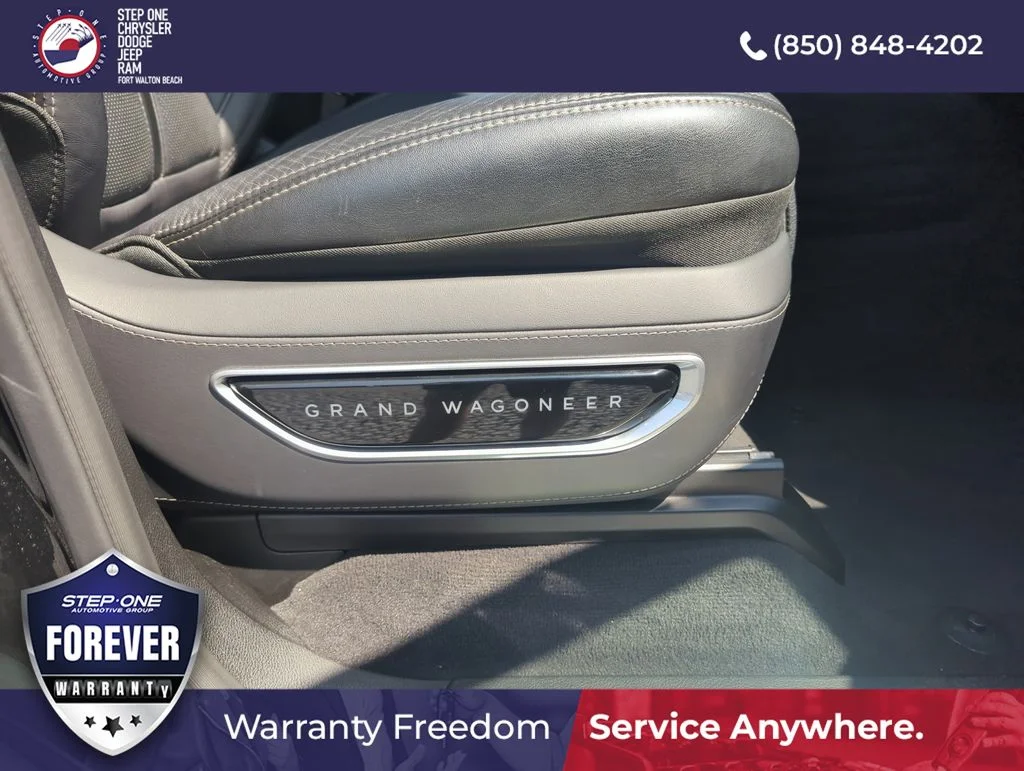 Used 2024 Black Jeep Base image 40
