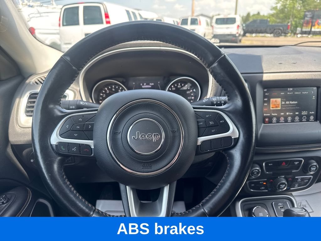 Used 2020 Green Jeep Latitude image 15