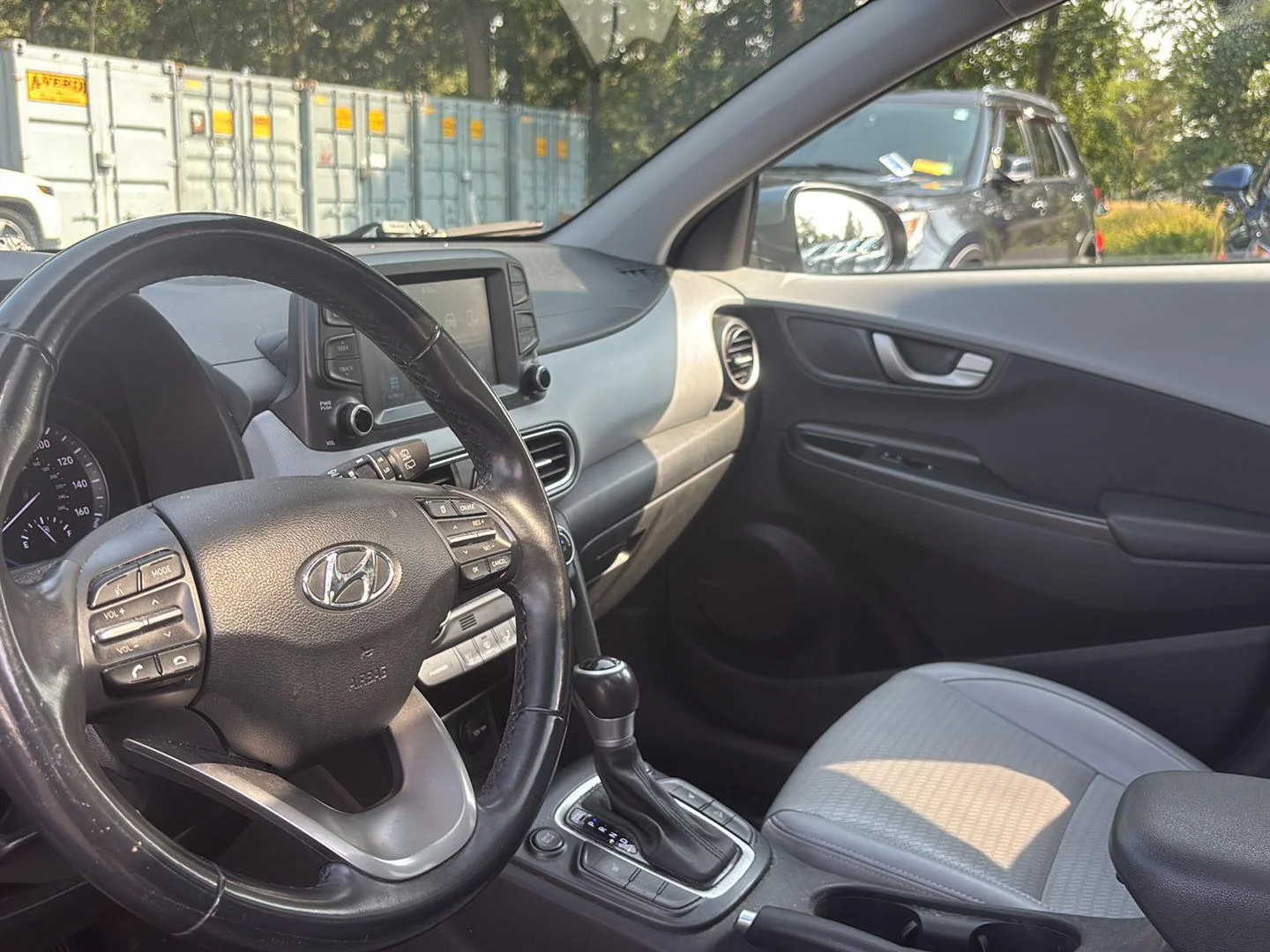 Used 2020 Sonic Silver Hyundai Limited image 7