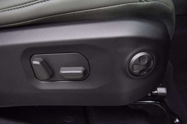 New 2026 Black Clear-Coat Exterior Paint Jeep Mojave image 21