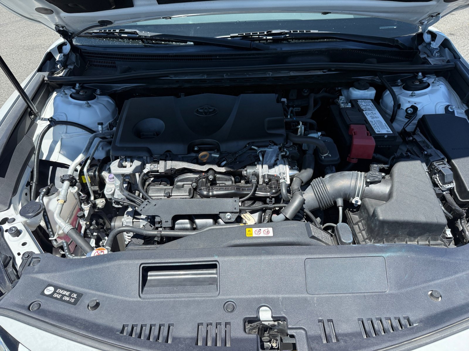 Used 2020 Pearl Toyota XLE image 20