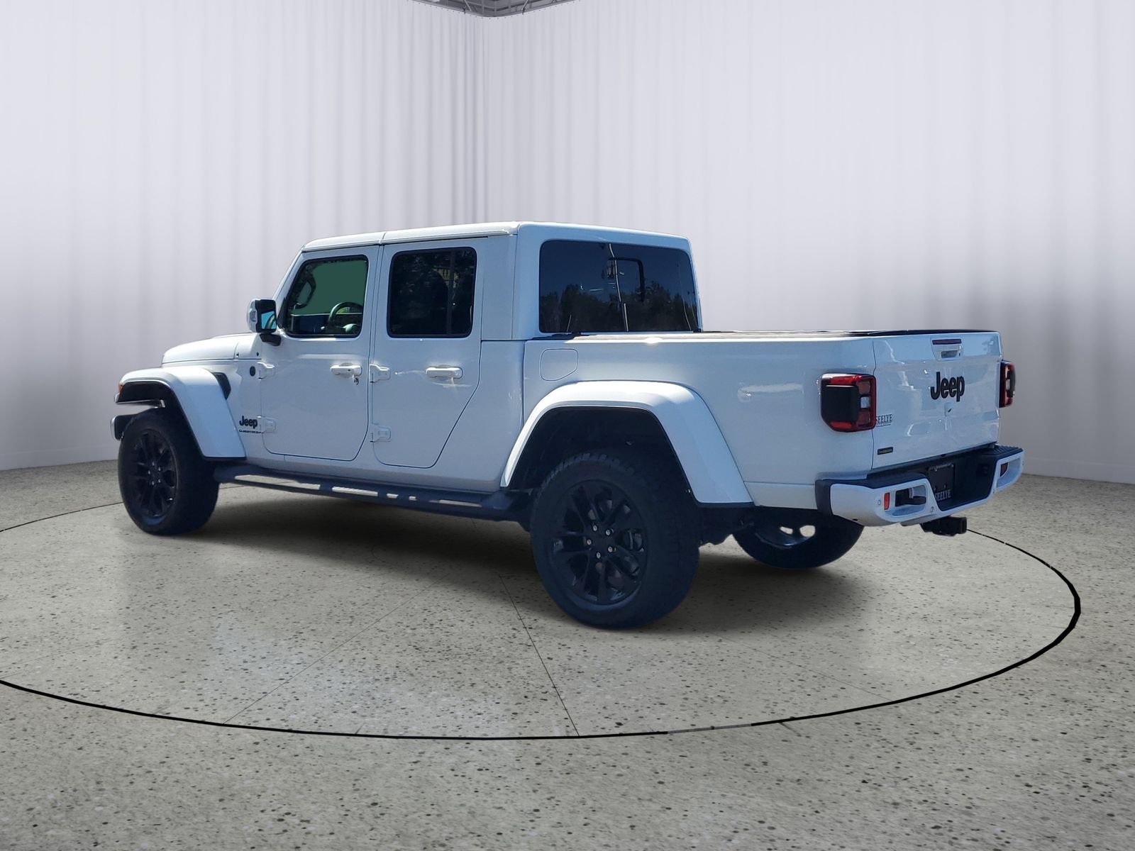 Certified Used 2023 White Jeep High Altitude image 3