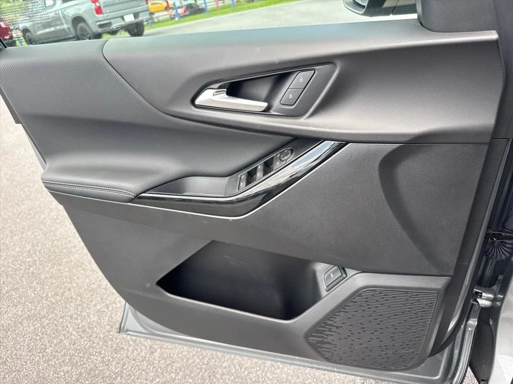 Used 2026 Sterling Gray Metallic Chevrolet LT image 19