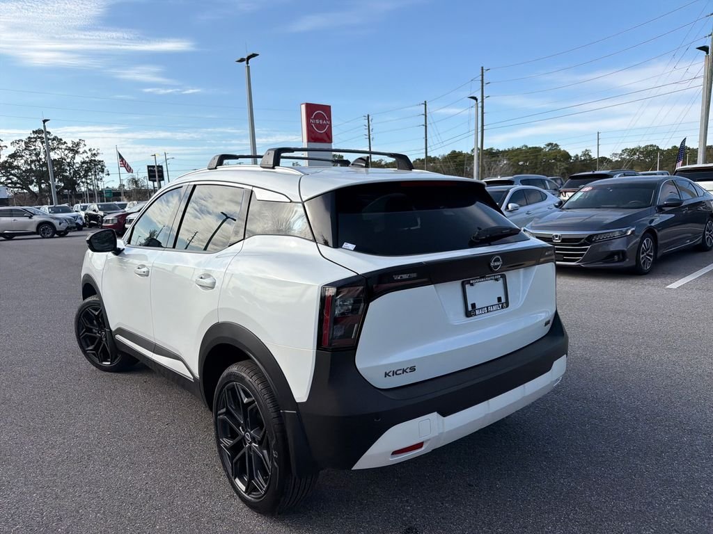 New 2026 Nissan Kicks SR 4D Sport Utility