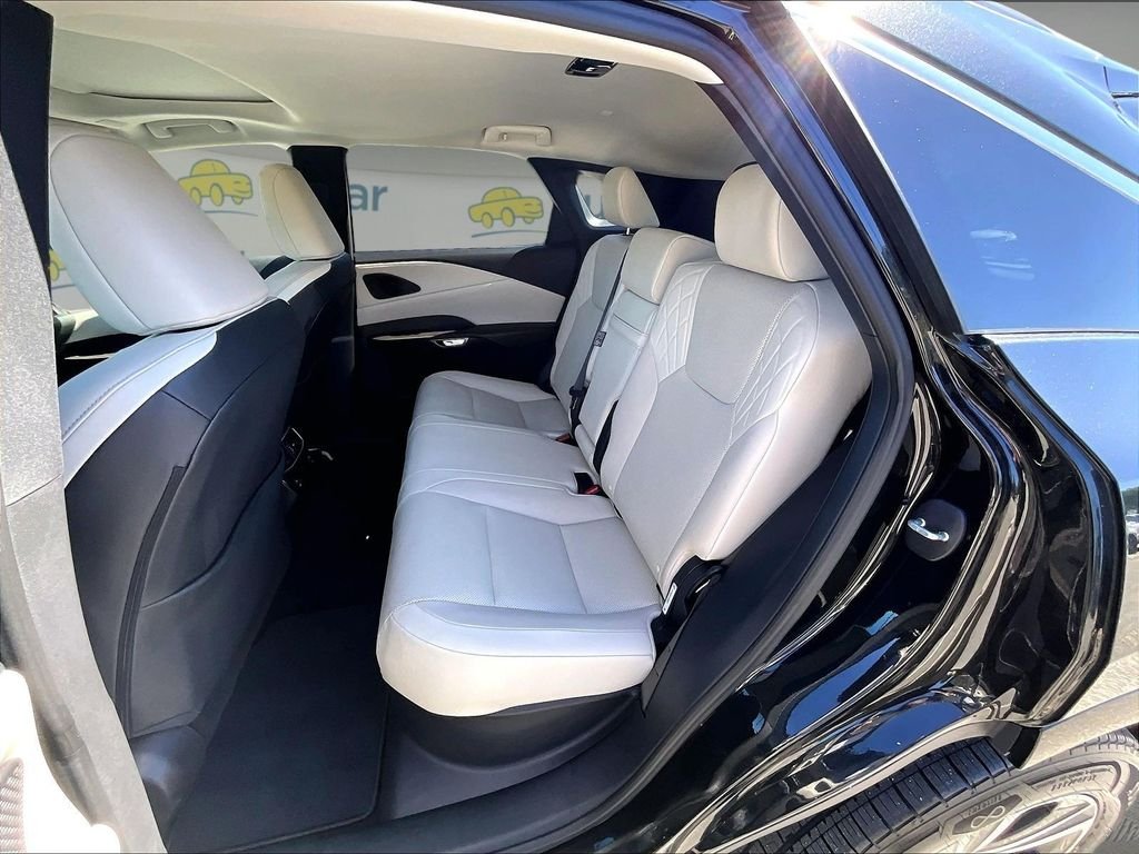 Used 2023 Black Lexus 350 Premium image 15