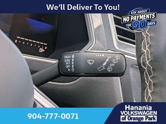 Used 2023 Silver Volkswagen 2.0T S image 32