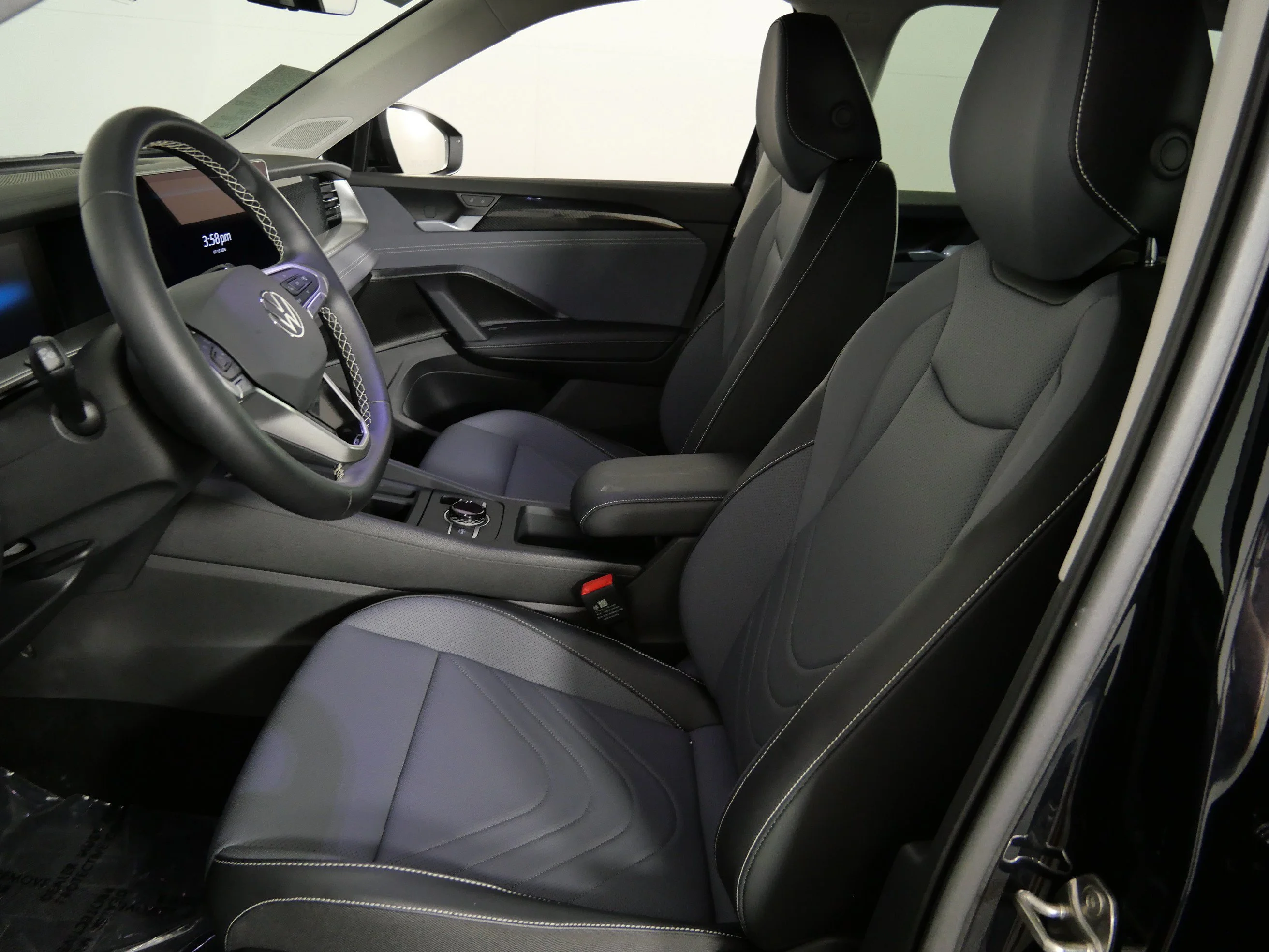 Certified Used 2026  Volkswagen SE image 21