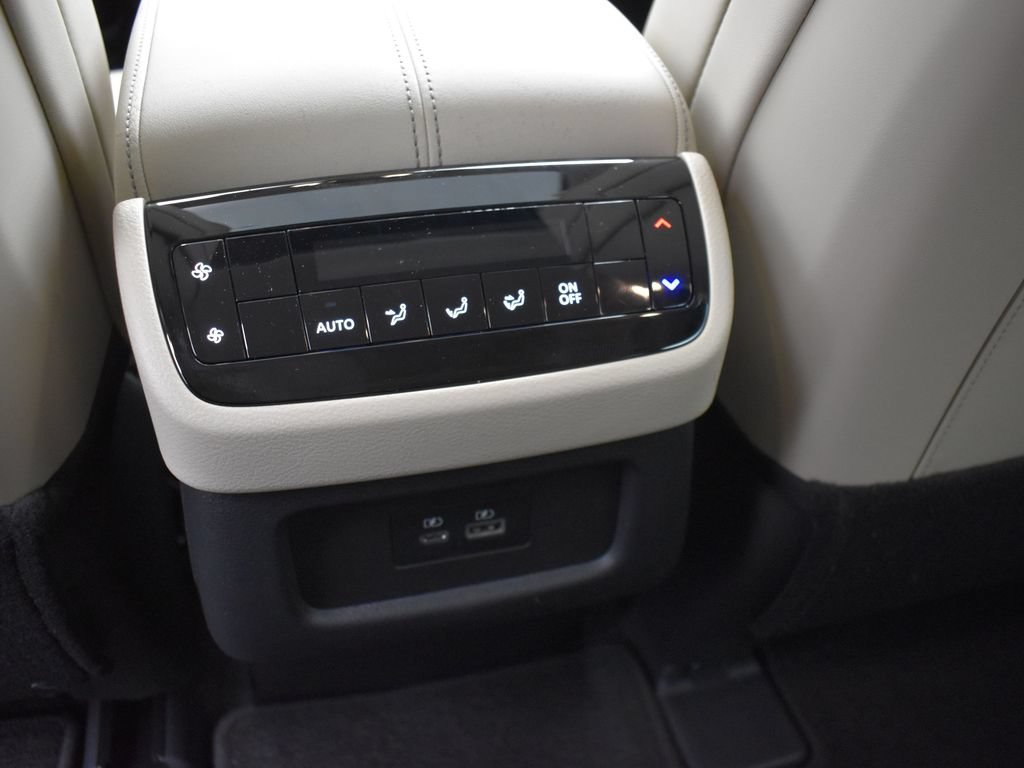 Certified Used 2025 Gray INFINITI PURE image 19