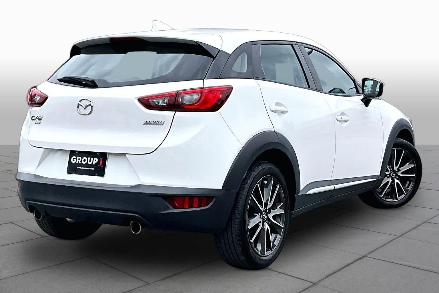 Used 2017 Crystal White Pearl Mica Mazda Grand Touring image 13