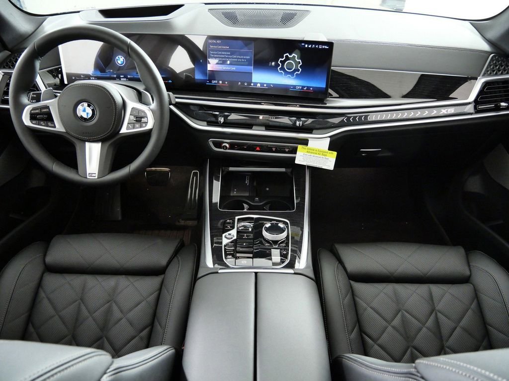 Used 2026 Dravit Grey Metallic BMW xDrive40i image 4