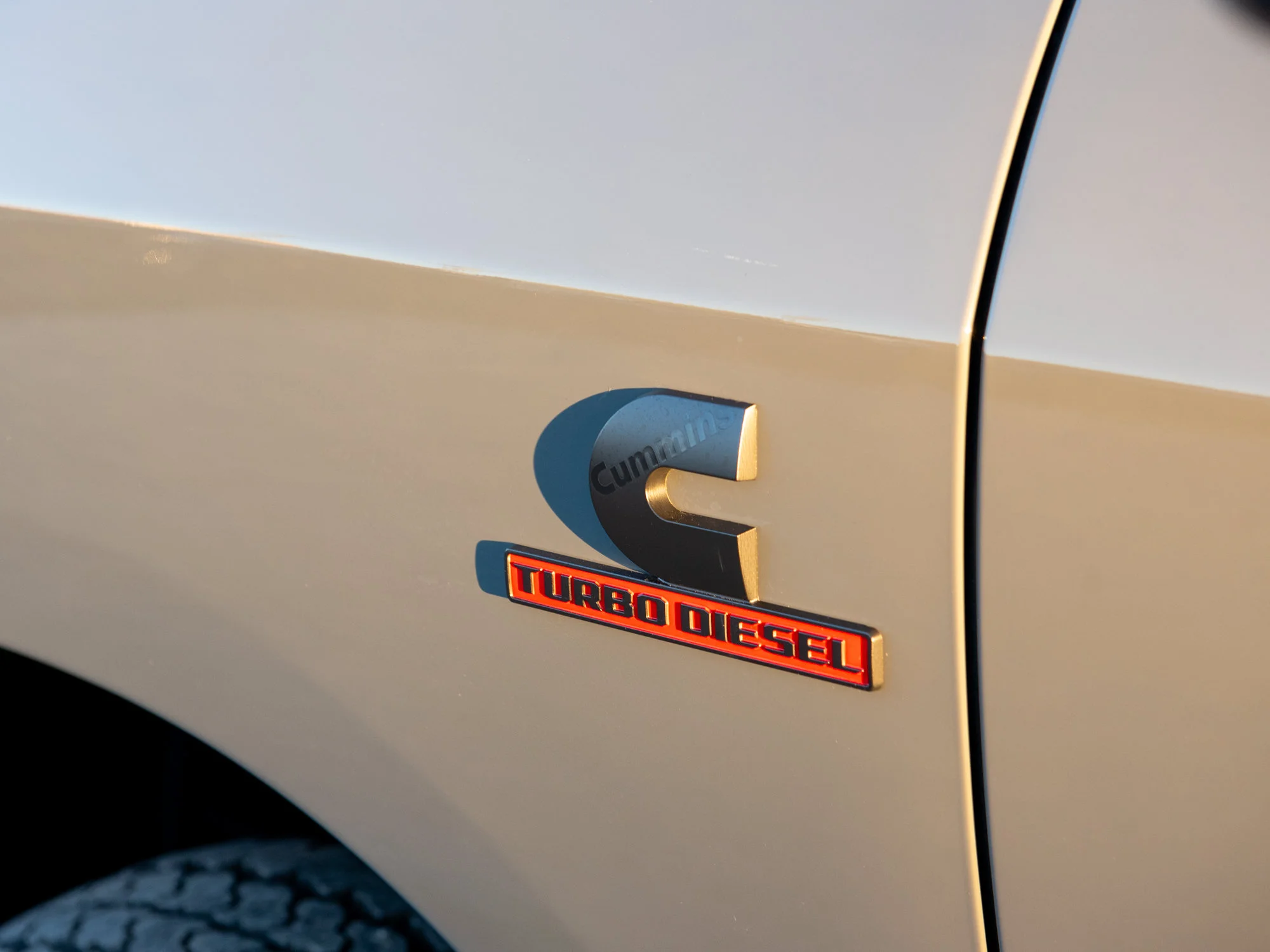 New 2027 Grey RAM Laramie Night* Mega Cab 4x4, Sunroof, Level 2 Equip Group, Harman/Kardon image 4
