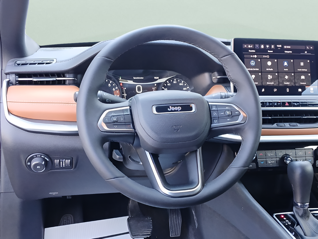 Used 2024 Silver Jeep Limited image 26