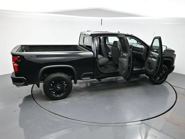 Used 2025 Black Chevrolet LTZ image 45