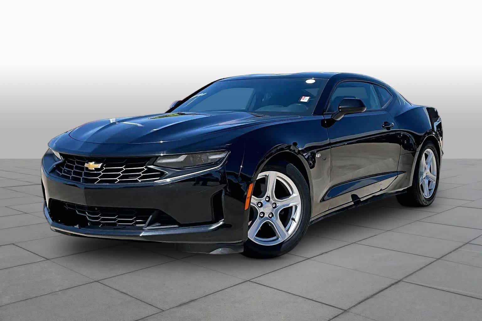 Used 2023 Black Chevrolet 1LT image 2
