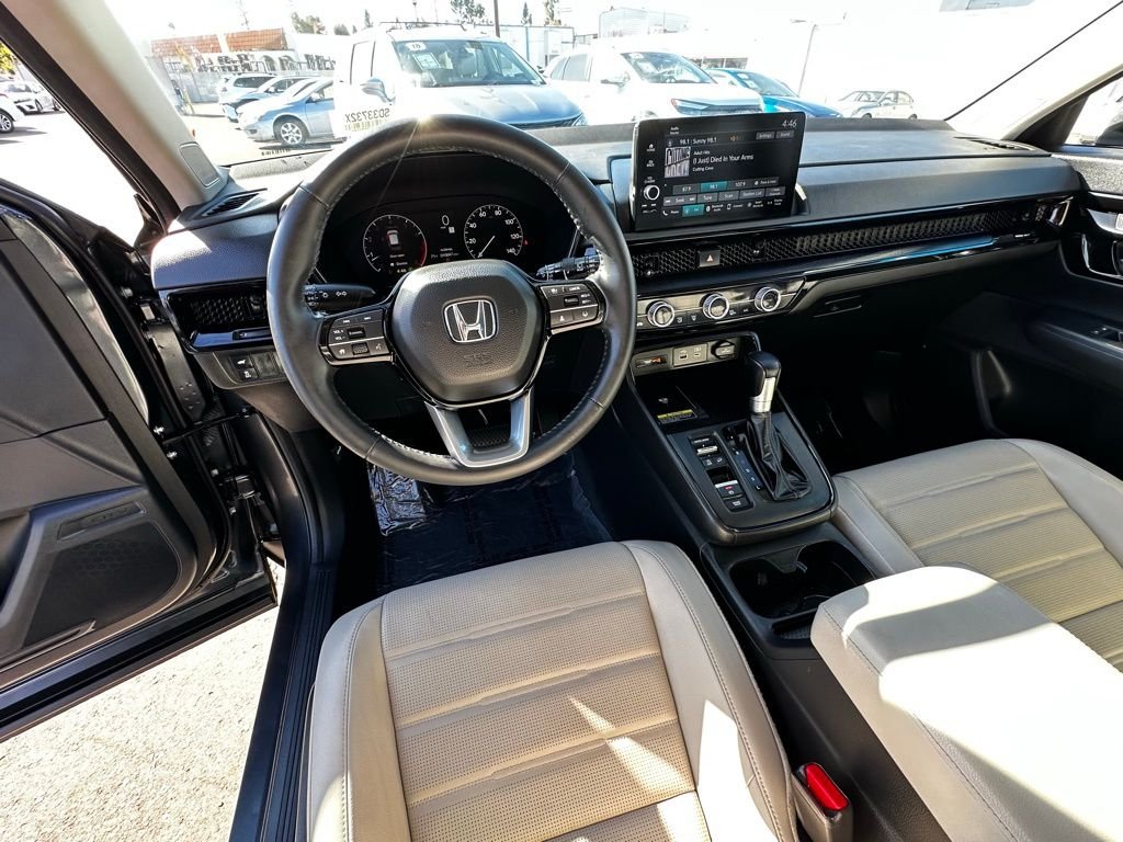 Used 2024 Gray Honda EX-L image 13