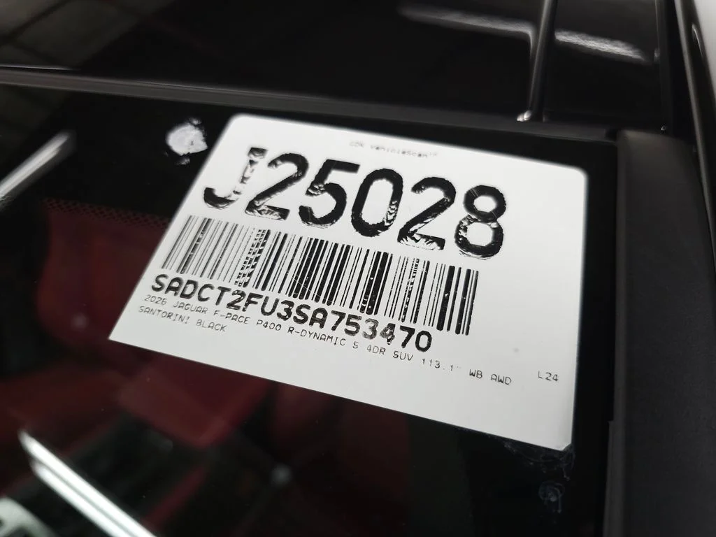 Used 2025 Black Jaguar P400 R-Dynamic S image 43