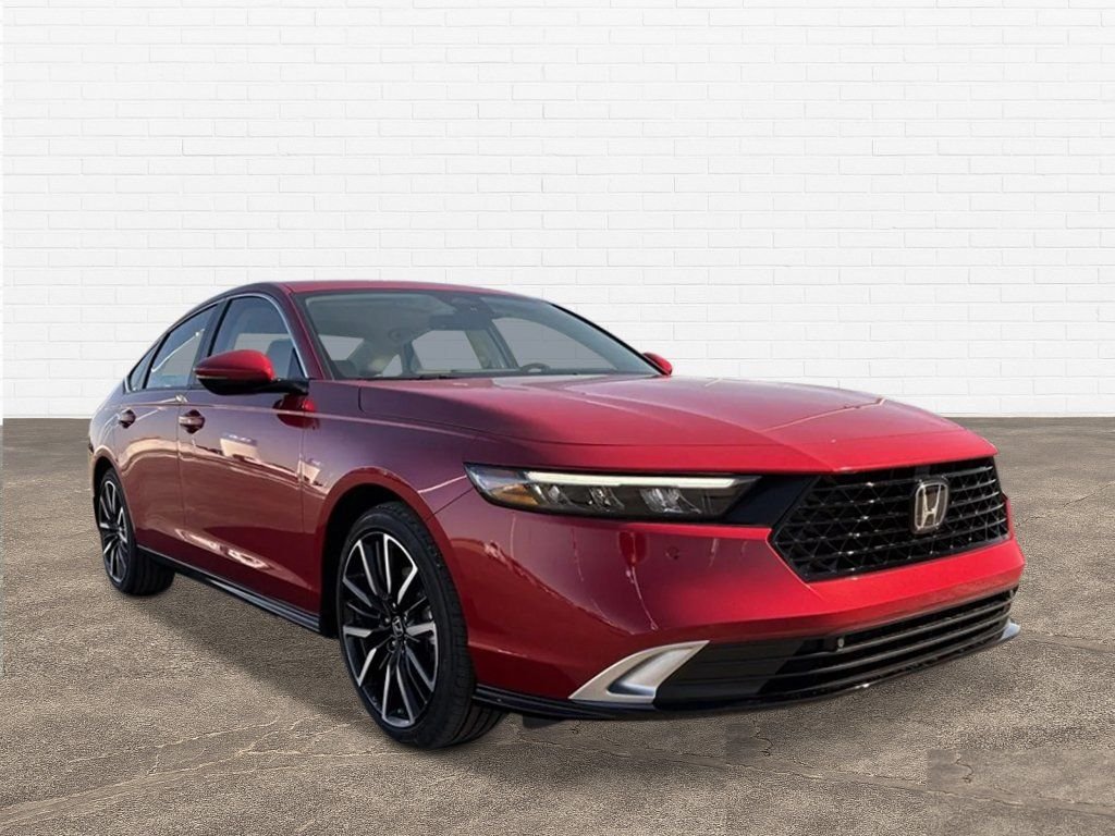 New 2026 Radiant Red Metallic Honda Touring image 8